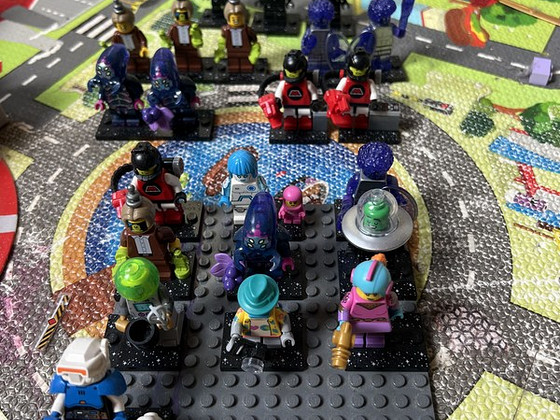 Lego minifigures pakkuge hind
