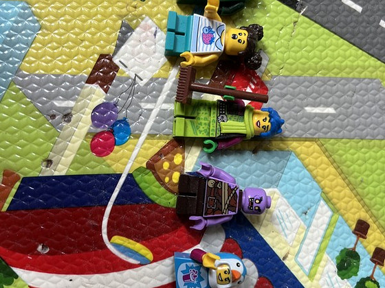 Lego minifigures pakkuge hind