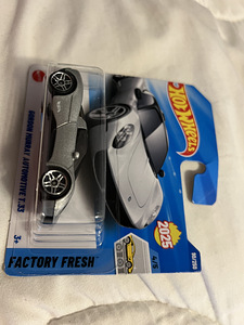 Hot wheels (1 foto / 2)