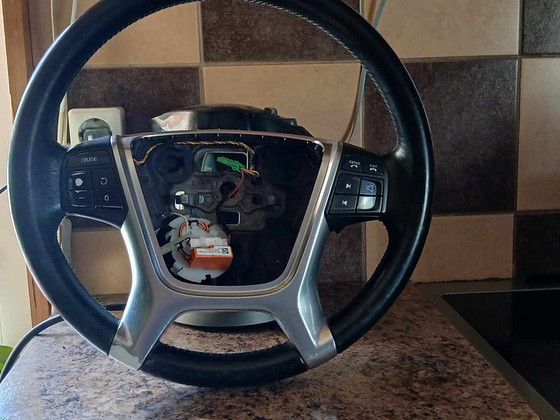 Руль Volvo