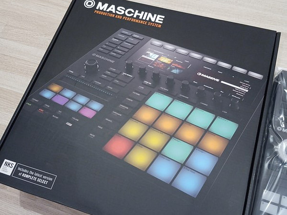 Native Instruments Maschine MK3 Black