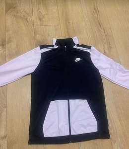 Nike spordijakk (2 foto / 2)