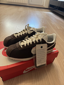 UUS! Nike Cortez Baroque Brown EU 41 + tasuta transport (4 foto / 5)