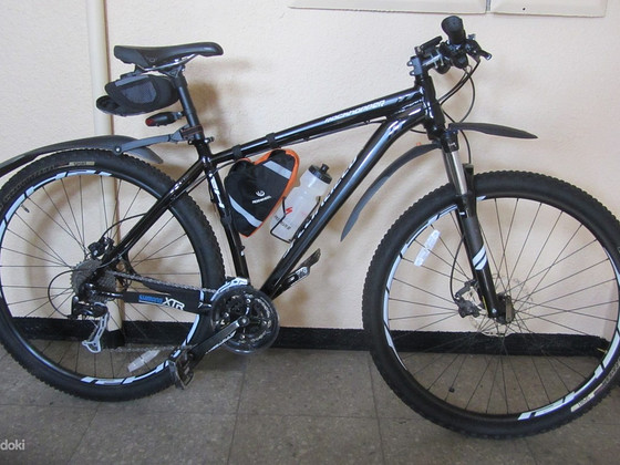 Specialized Rockhopper 29" maastikuratas