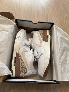 НОВОЕ! Air jordan legacy 312 low EU 40.5 + бесплатная достав (2 фото из 6)