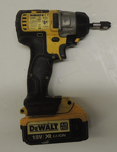 Аккумуляторная дрель DeWalt DCF895 + ак 4,0Ач (3 фото из 5)