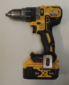 Akutrell DeWalt DCD796 + aku 5,0Ah (2 foto / 5)