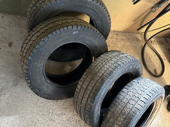 235/65 R16 C