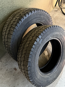 235/65 R16 C (2 фото из 4)