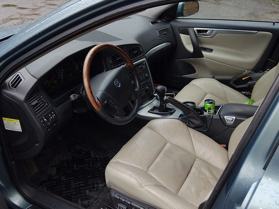 VOLVO V70 2.4 D5 120KW EURO 3 МАНУАЛ, ДИЗЕЛЬ