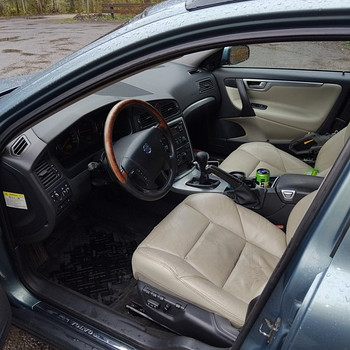 VOLVO V70 2.4 D5 120KW EURO 3 MANUAAL, DIISEL
