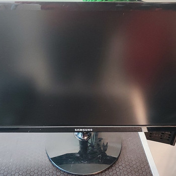 Монитор Samsung S24C350 24"