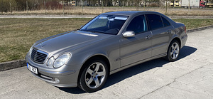 Продается Mercedes Benz E400 (1 фото из 8)