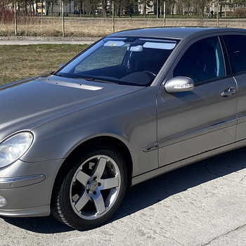 Müüa Mercedes Benz E400