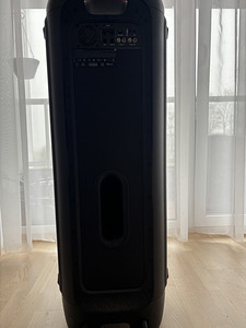 Müüa JBL kõlar, 1 kilovatt (3 foto / 6)