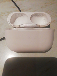 Чехол Airpods pro1 модель a 2190 (1 фото из 2)
