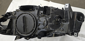Фара BMW F10/11 (3 фото из 5)