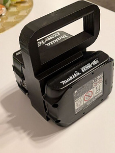 Makita держатель для двух аккумуляторов 18V с большой ручкой (3 фото из 3)