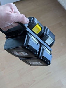 Держатель аккумуляторов Makita 4 x 18V с большой ручкой (2 фото из 4)