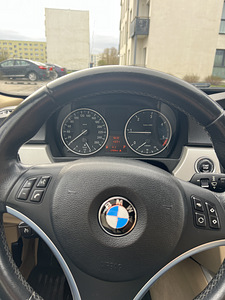 BMW e91 2011 (9 фото из 15)