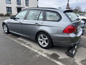 BMW e91 2011 (2 фото из 15)