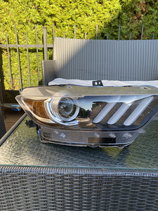 Ford Mustangi esituled (1 foto / 10)