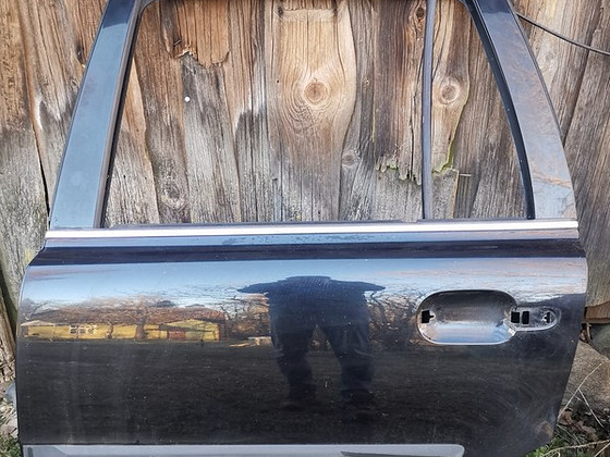 Левые двери для Volvo XC90 Mk1