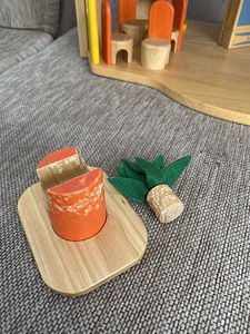 Nukumaja puidust koos mööbliga (6 foto / 6)