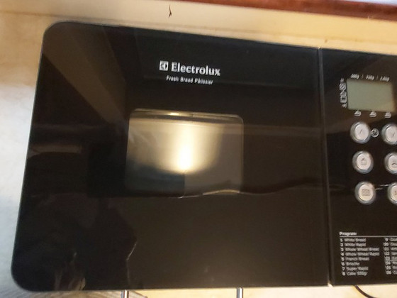 Хлебопечка elektroluxs