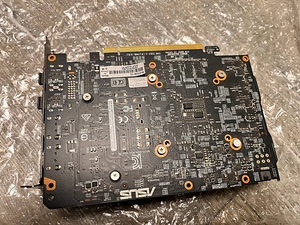ASUS GeForce GTX 1060 3GB Phoenix Fan Edition(PH-GTX1060-3G) (4 foto / 4)