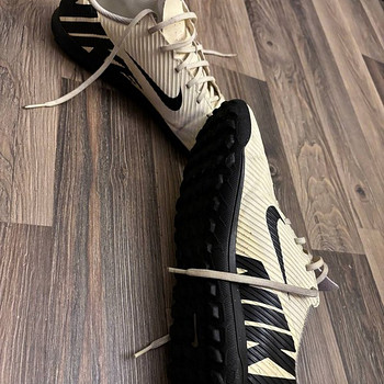 Nike jalgpallijalatsid 41