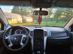 CHEVROLET CAPTIVA 1.991 110 кВт - 07 (8 фото из 9)