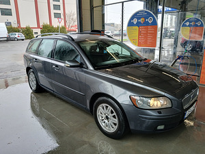 Volvo v50 (3 фото из 6)