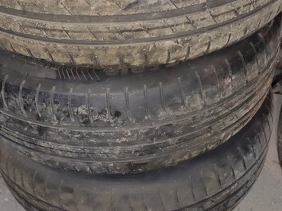 Литые диски Volvo 5x108 и летние шины Goodyear 195/65 R15