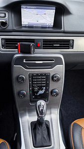Volvo XC70 INSCRIPTION 2.0 120kW (6 foto / 9)