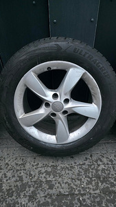 Audi originaal 17" velg + Goodyear Polargrip Ice 225/60R17 (2 foto / 8)