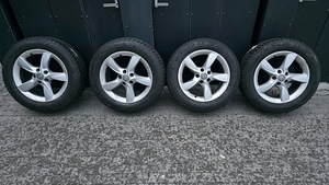 Audi originaal 17" velg + Goodyear Polargrip Ice 225/60R17 (3 foto / 8)