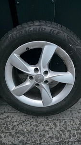 Audi originaal 17" velg + Goodyear Polargrip Ice 225/60R17 (8 foto / 8)