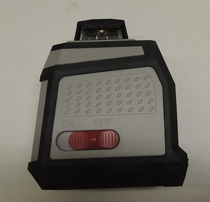 Лазерный нивелир Cross Line laser Kreator KRT706320 +коробка (4 фото из 7)
