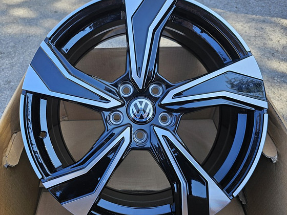 Диски R18 5x112 r18 Audi Vw Seat Skoda новые