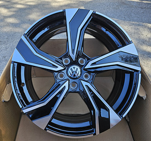 R18 veljed 5x112 r18 Audi Vw Seat Skoda uued (1 foto / 3)