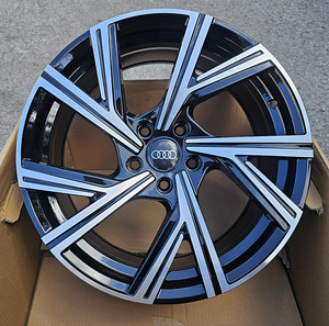 R18 veljed 5x112 Audi Vw Skoda Seat Black polished uus (1 foto / 4)