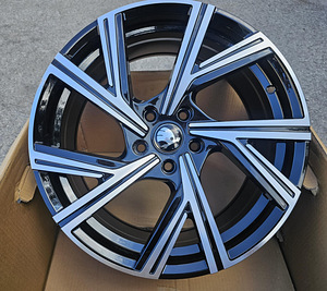R18 veljed 5x112 Audi Vw Skoda Seat Black polished uus (4 foto / 4)