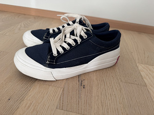 Levis tossud suurus 39 (2 foto / 5)