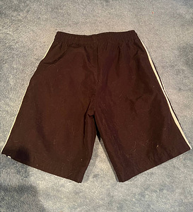 Шорты Adidas (2 фото из 4)