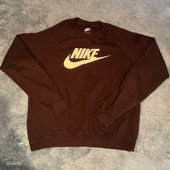 Nike pusa