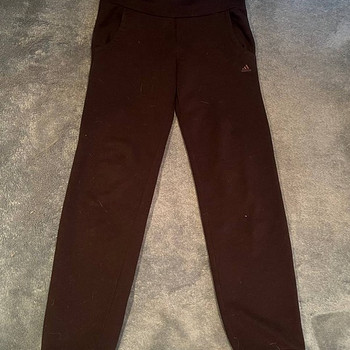 Adidas spordipüksid