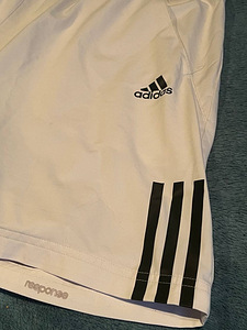 Шорты Adidas (2 фото из 6)