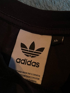 Adidas oversized T-särk (4 фото из 4)