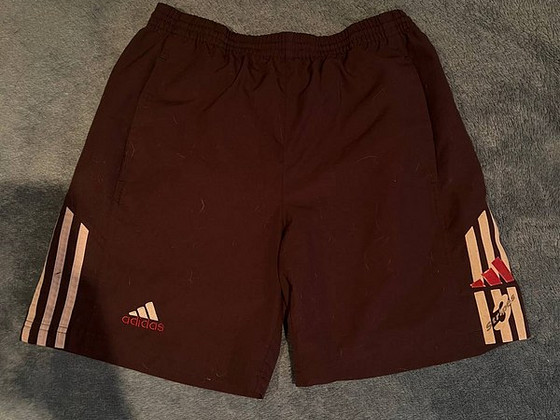 Adidas spordipüksid